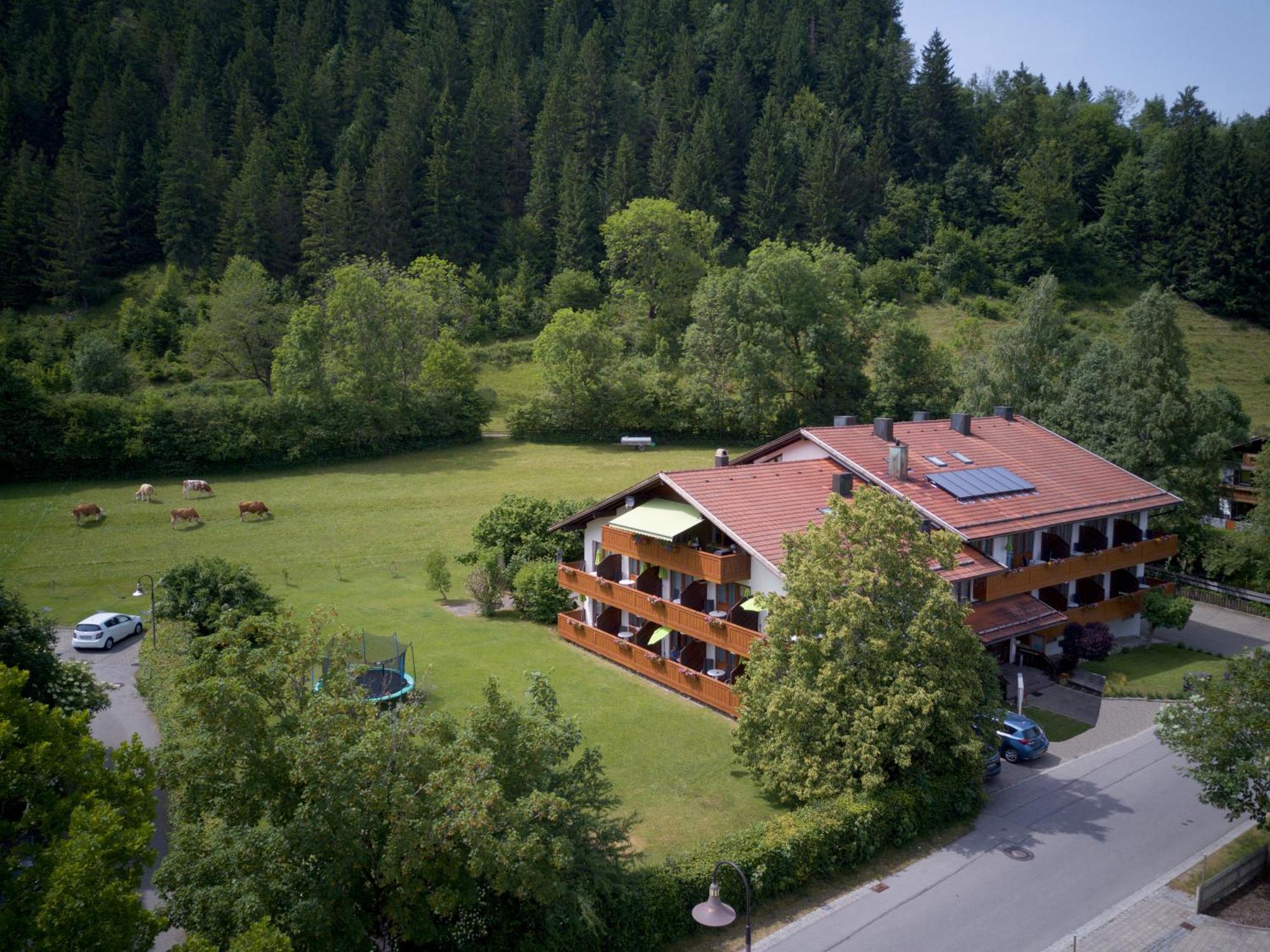 Appartement-Hotel Happy Kienberg Pfronten Buitenkant foto